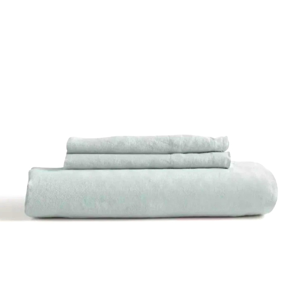 Quince 100% linen. Queen sheet set, fitted, flat and two pillow cases.